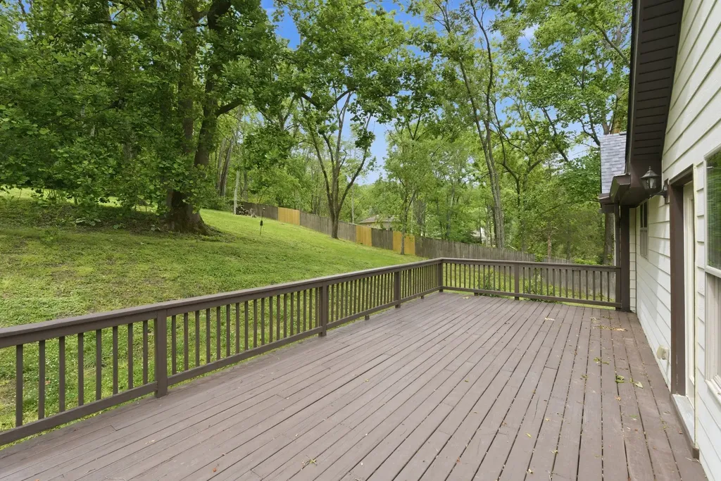 2002 Sunny Side Drive Brentwood TN 37027