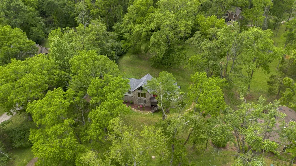 2002 Sunny Side Drive Brentwood TN 37027