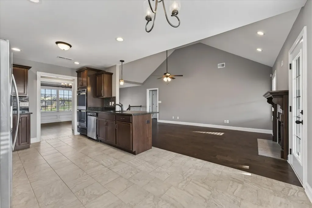 161 Roanoke Station Circle Clarksville TN 37043