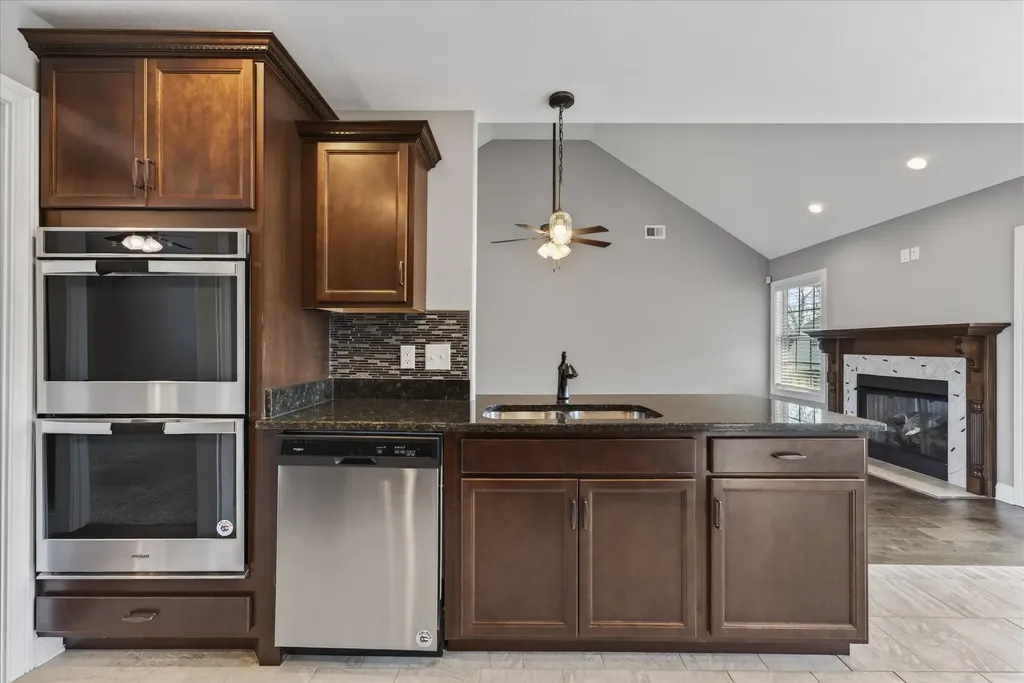 161 Roanoke Station Circle Clarksville TN 37043
