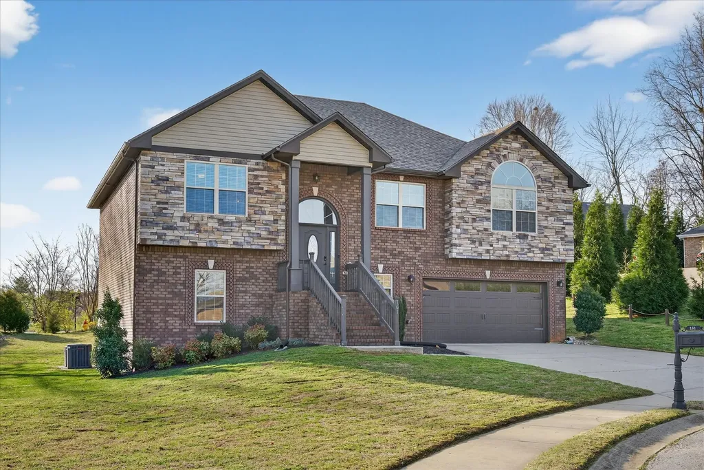 161 Roanoke Station Circle Clarksville TN 37043