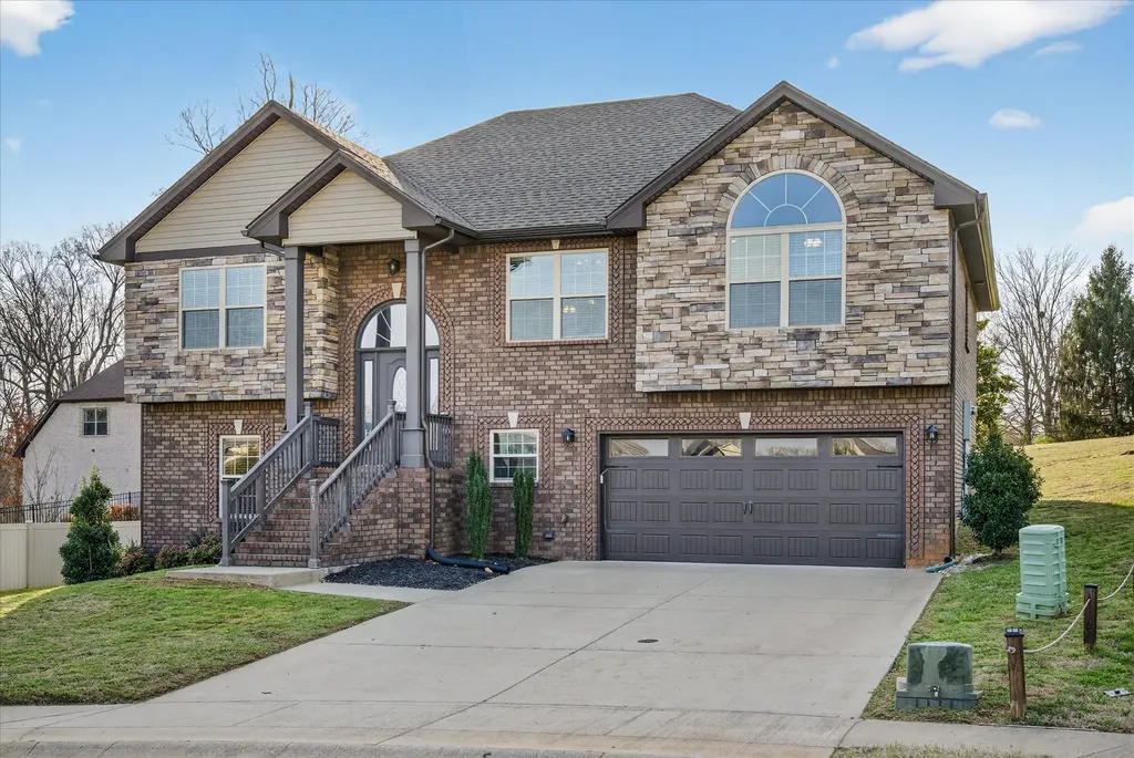 161 Roanoke Station Circle Clarksville TN 37043