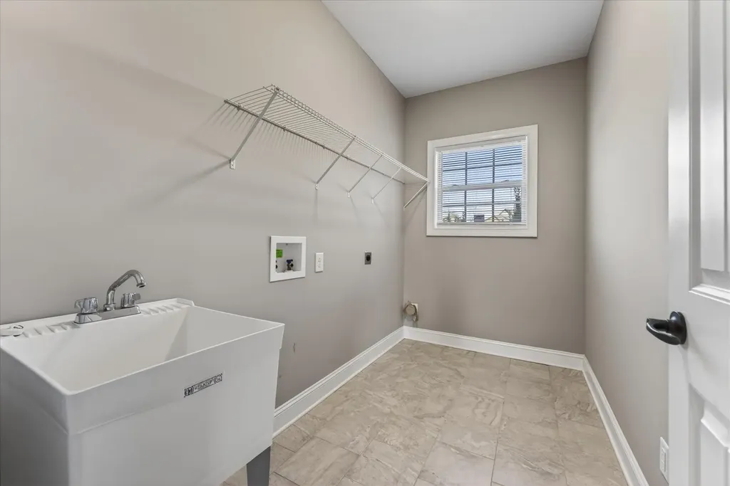 161 Roanoke Station Circle Clarksville TN 37043
