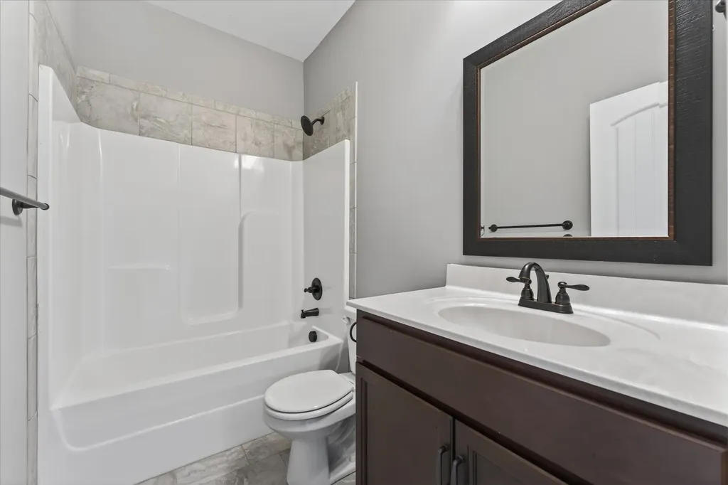 161 Roanoke Station Circle Clarksville TN 37043