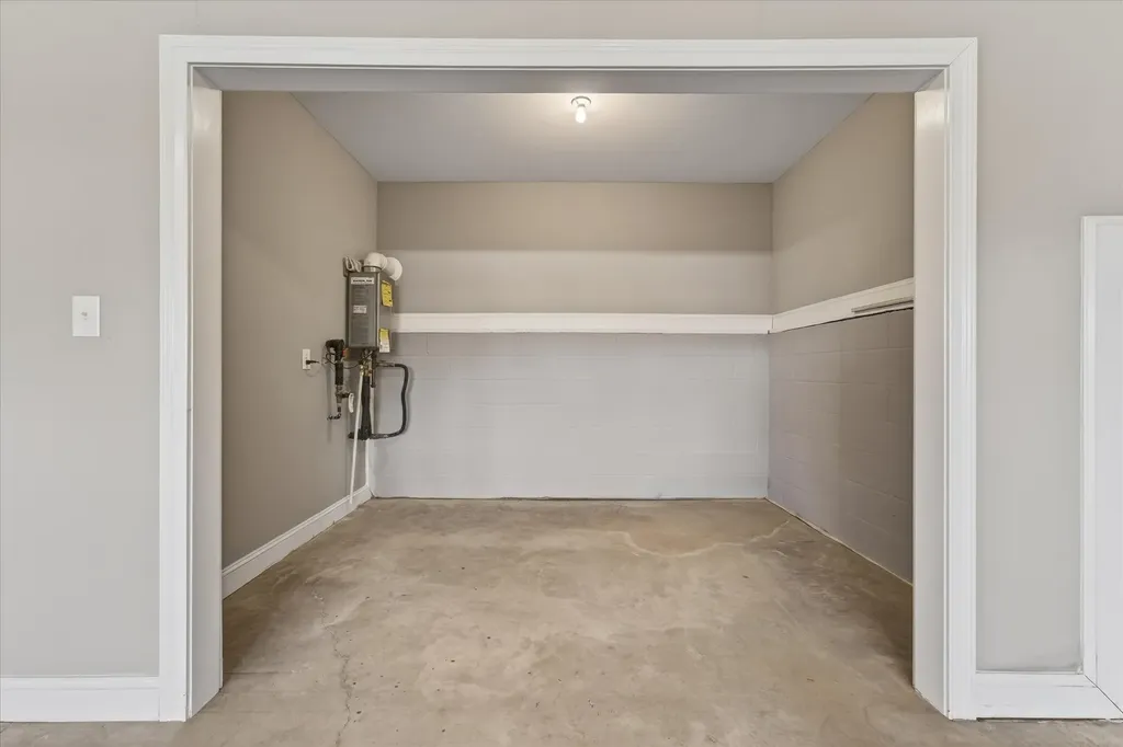 161 Roanoke Station Circle Clarksville TN 37043