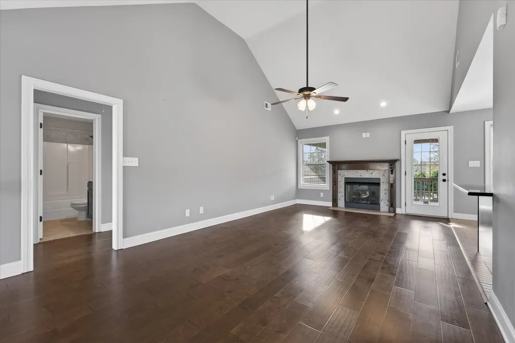 161 Roanoke Station Circle Clarksville TN 37043