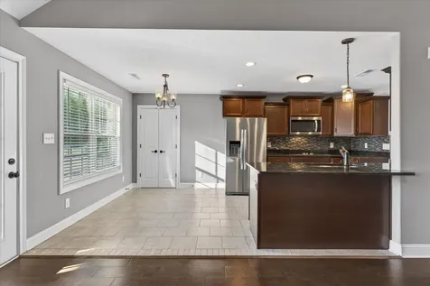 161 Roanoke Station Circle Clarksville TN 37043