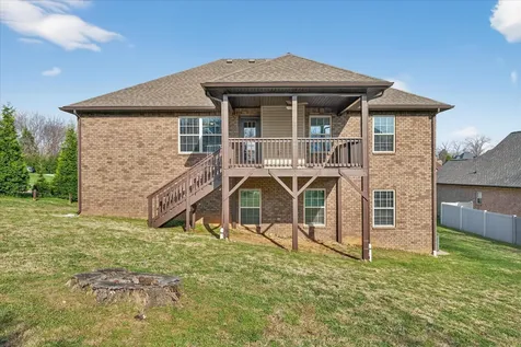 161 Roanoke Station Circle Clarksville TN 37043