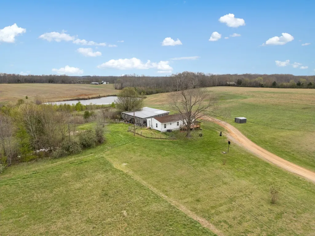 2906 Bybee Branch Road Mcminnville TN 37110