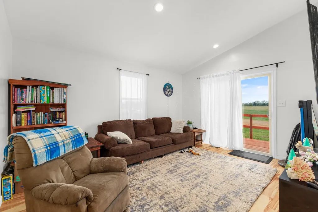 2906 Bybee Branch Road Mcminnville TN 37110