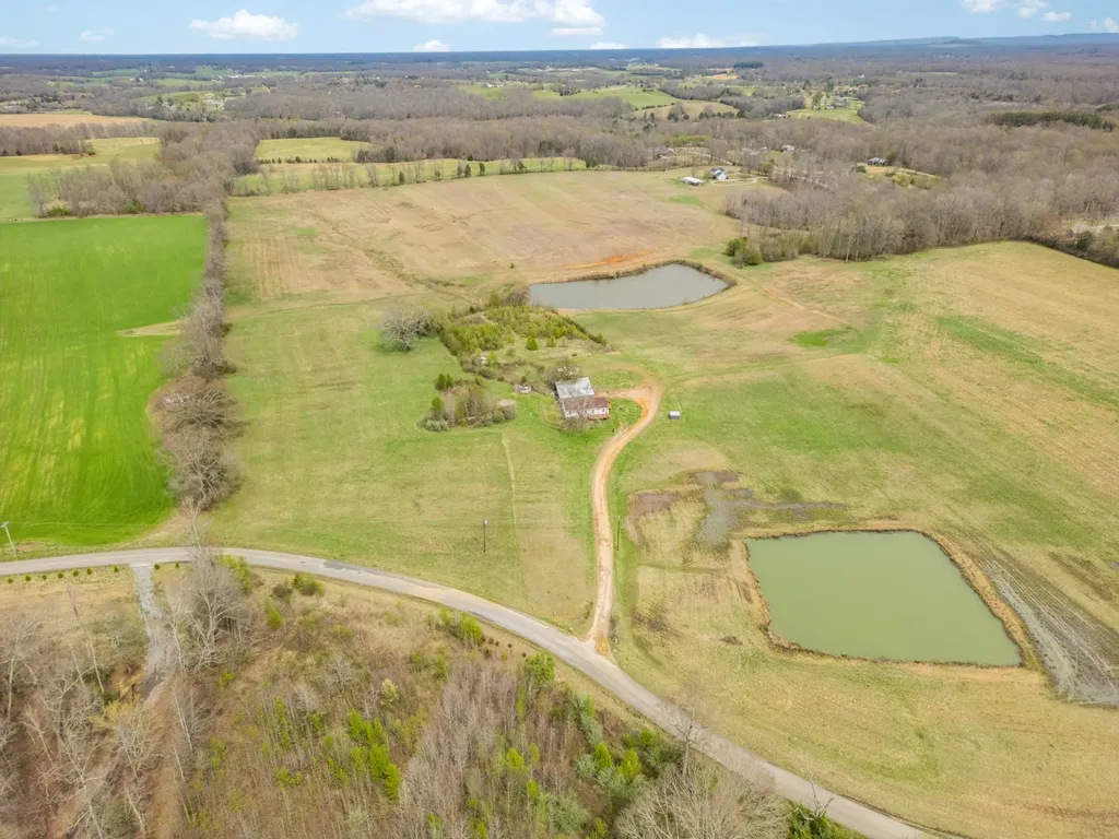2906 Bybee Branch Road Mcminnville TN 37110