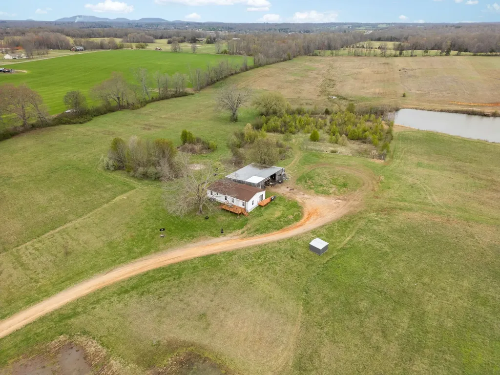 2906 Bybee Branch Road Mcminnville TN 37110