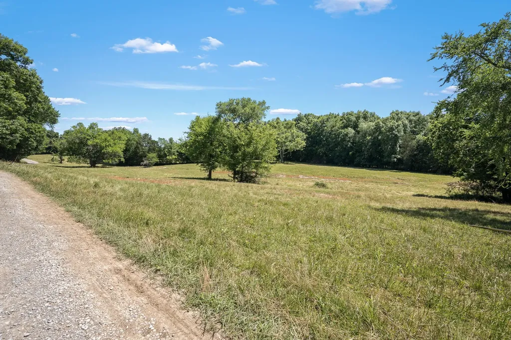 505 Philippi Road Wartrace TN 37183