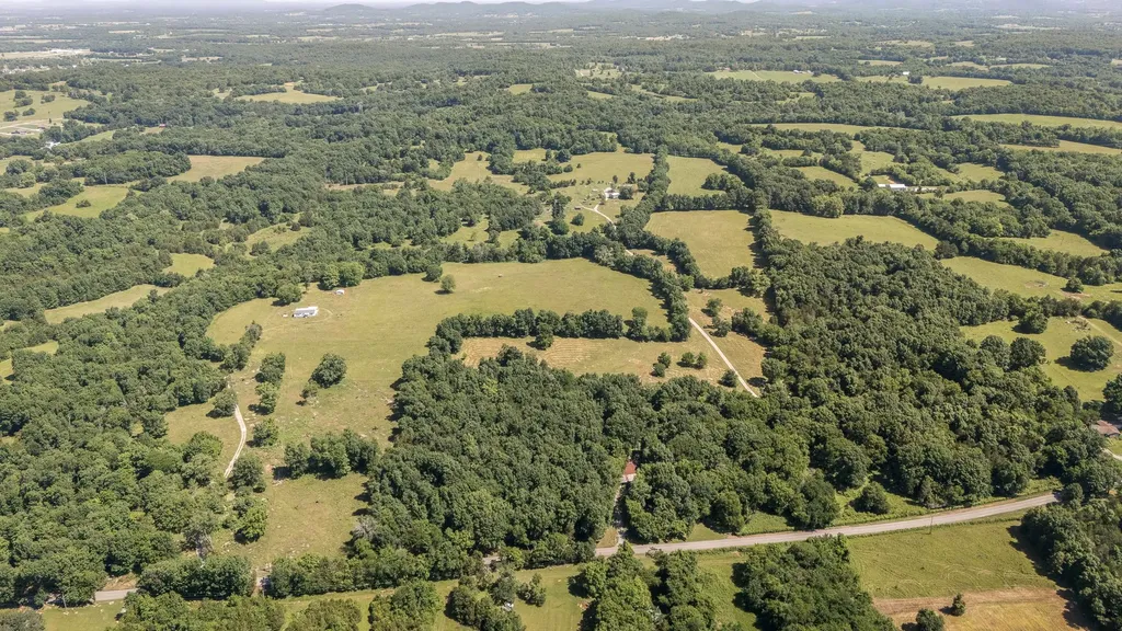 505 Philippi Road Wartrace TN 37183