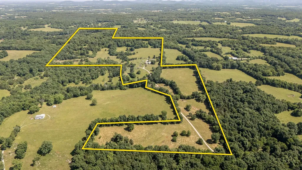 505 Philippi Road Wartrace TN 37183
