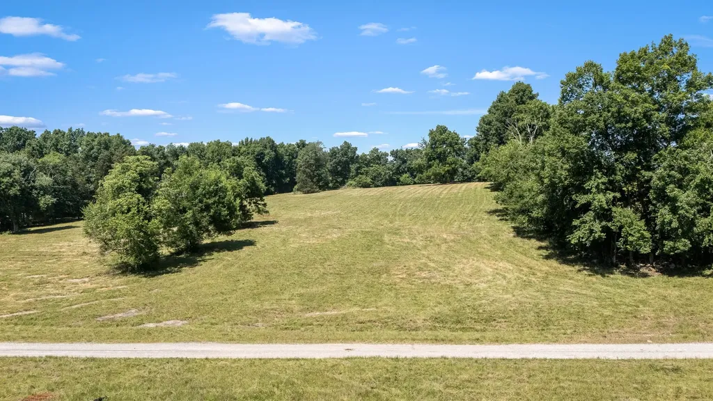 505 Philippi Road Wartrace TN 37183