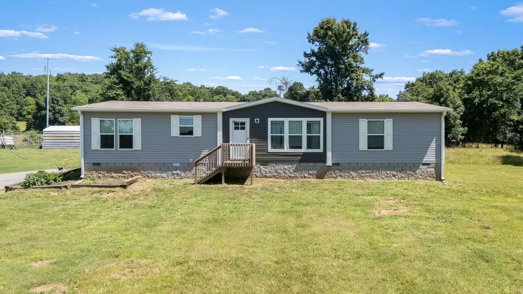 505 Philippi Road Wartrace TN 37183
