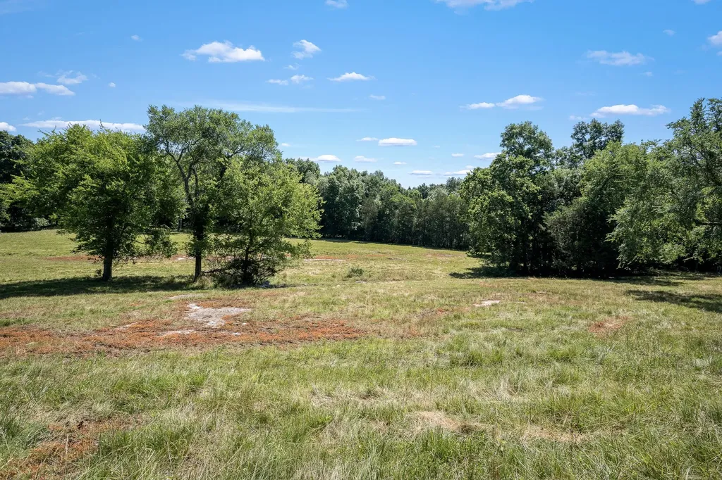 505 Philippi Road Wartrace TN 37183
