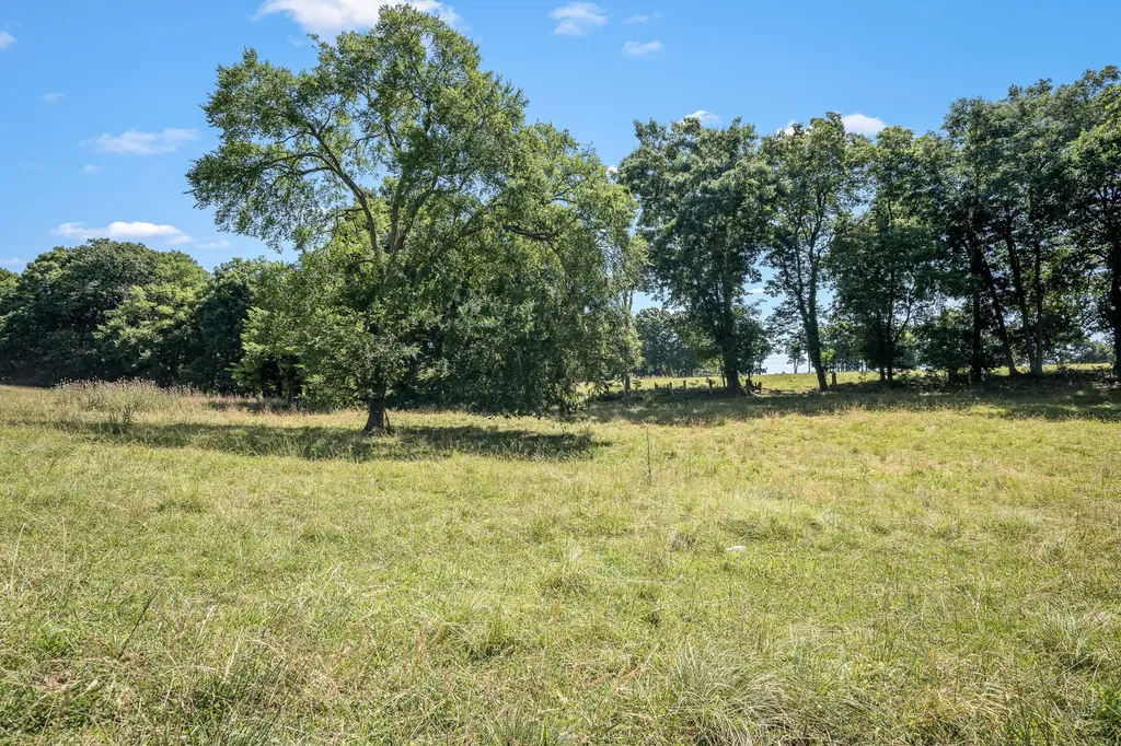505 Philippi Road Wartrace TN 37183