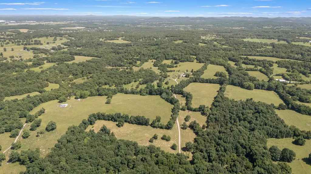 505 Philippi Road Wartrace TN 37183