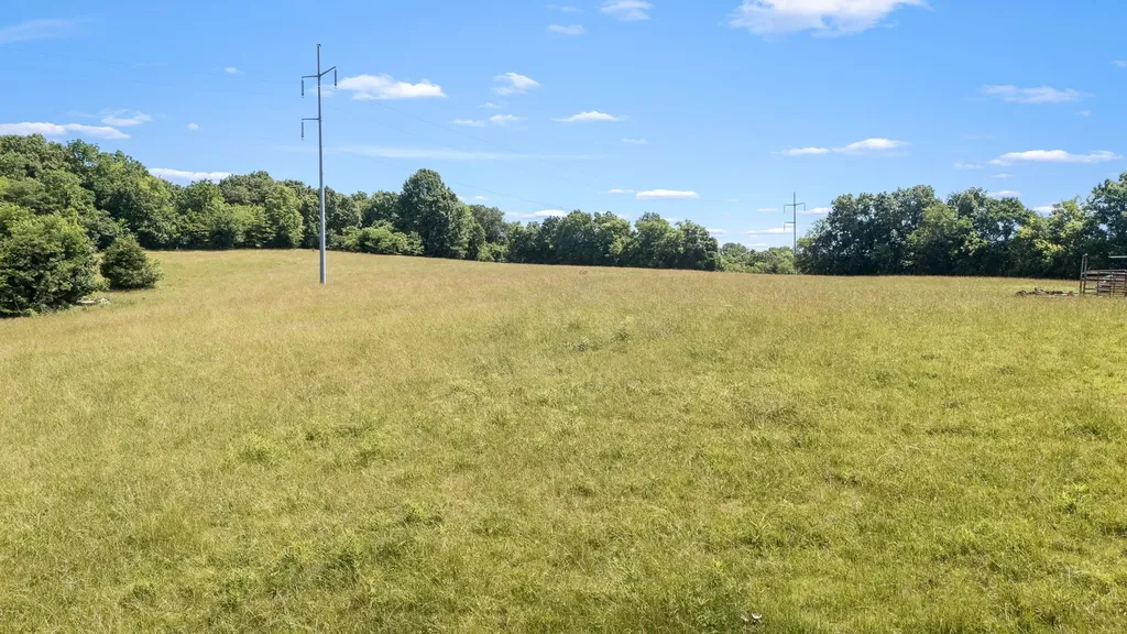 505 Philippi Road Wartrace TN 37183