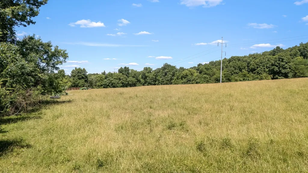 505 Philippi Road Wartrace TN 37183