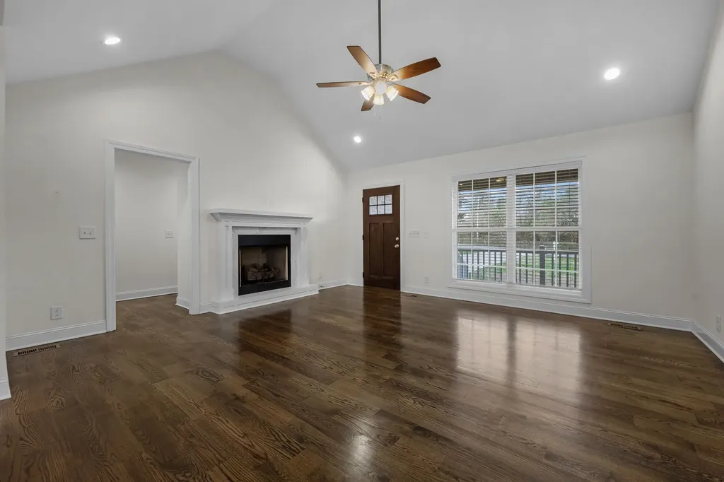 1536 Fairfield Pike Shelbyville TN 37160