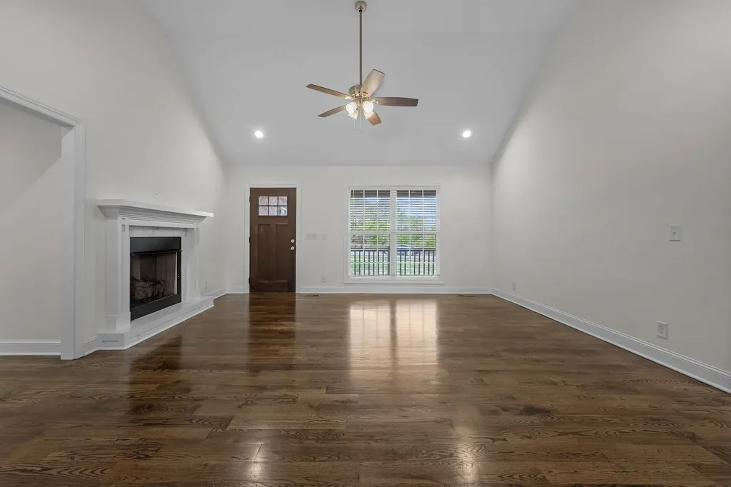 1536 Fairfield Pike Shelbyville TN 37160
