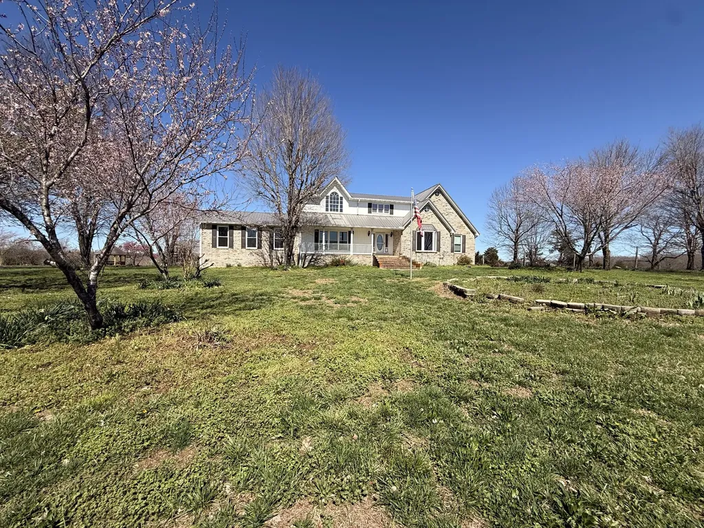 1585 Jones Creek Road Dickson TN 37055