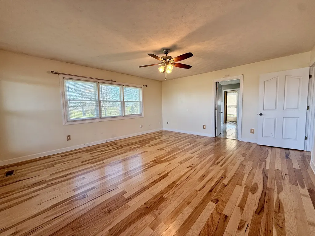 1585 Jones Creek Road Dickson TN 37055