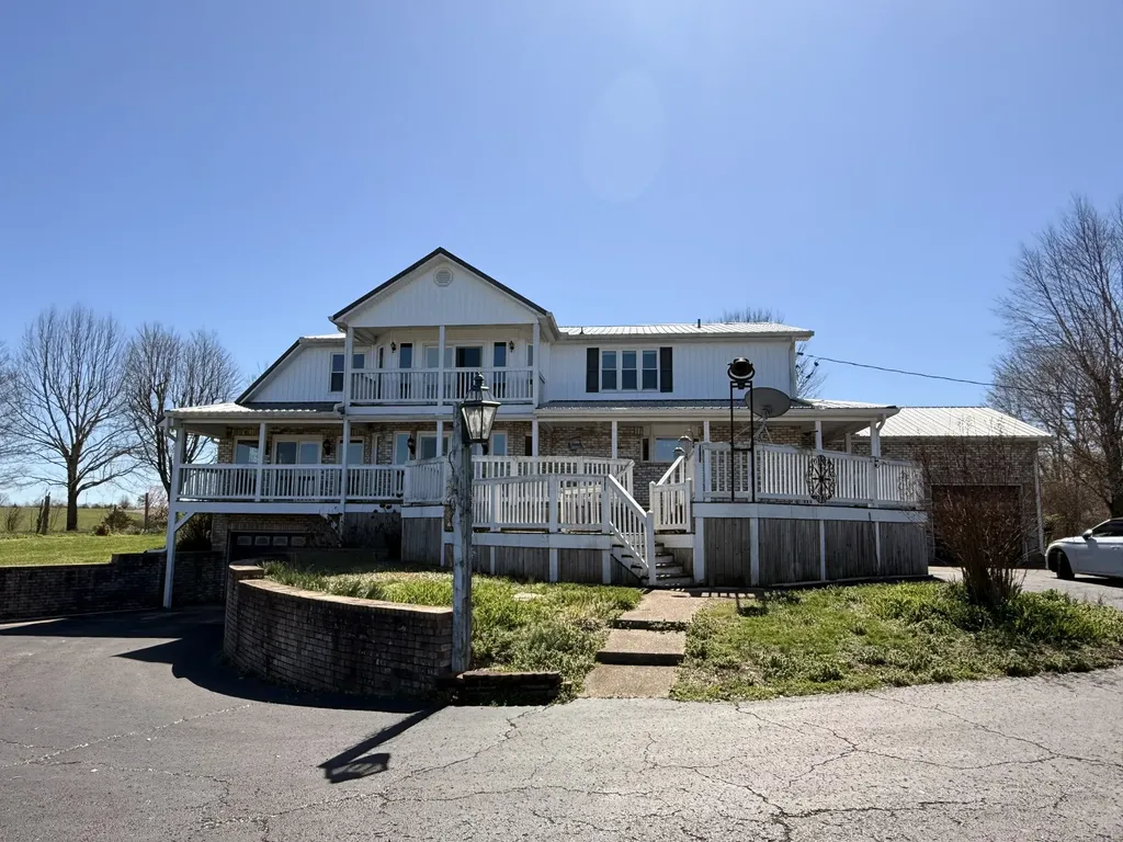 1585 Jones Creek Road Dickson TN 37055