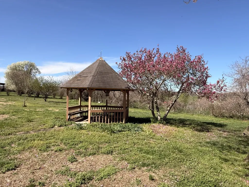 1585 Jones Creek Road Dickson TN 37055