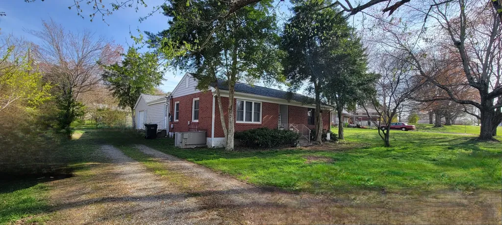 110 Old Pond Lane Dickson TN 37055