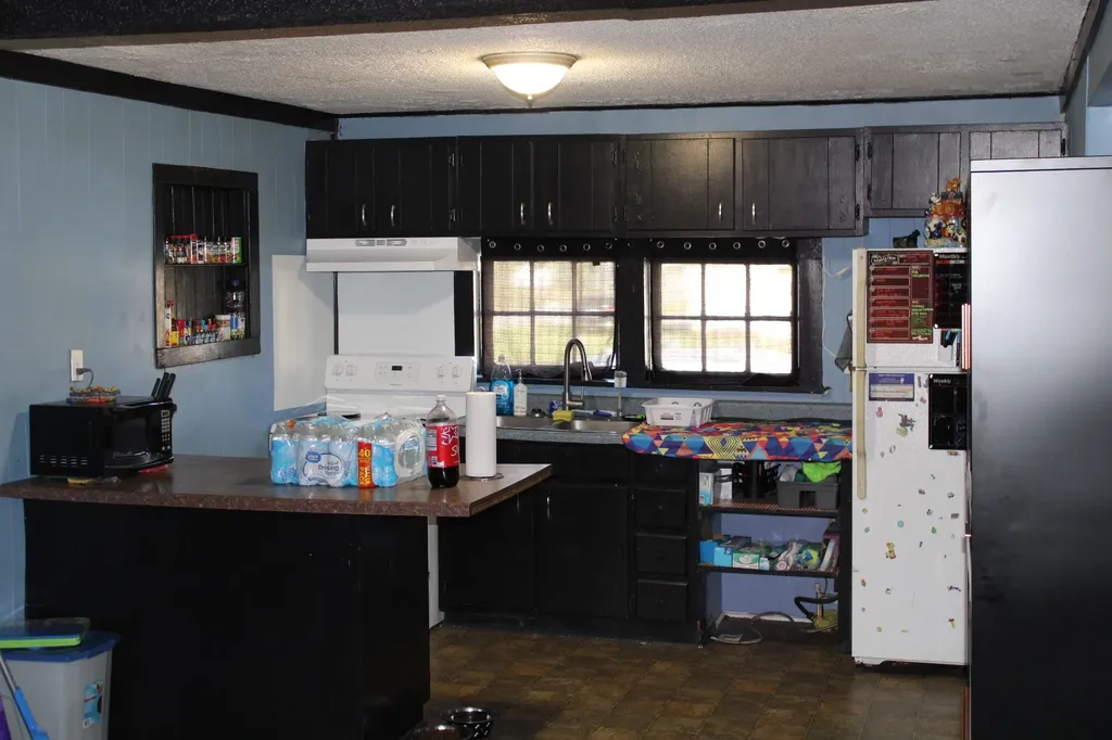 321 W Short Street Manchester TN 37355