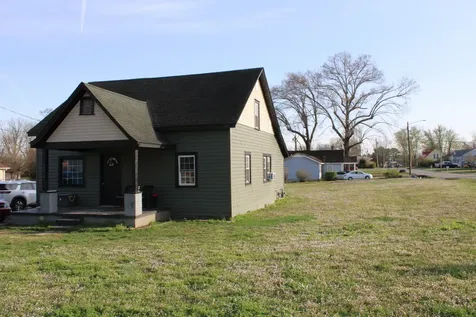 321 W Short Street Manchester TN 37355
