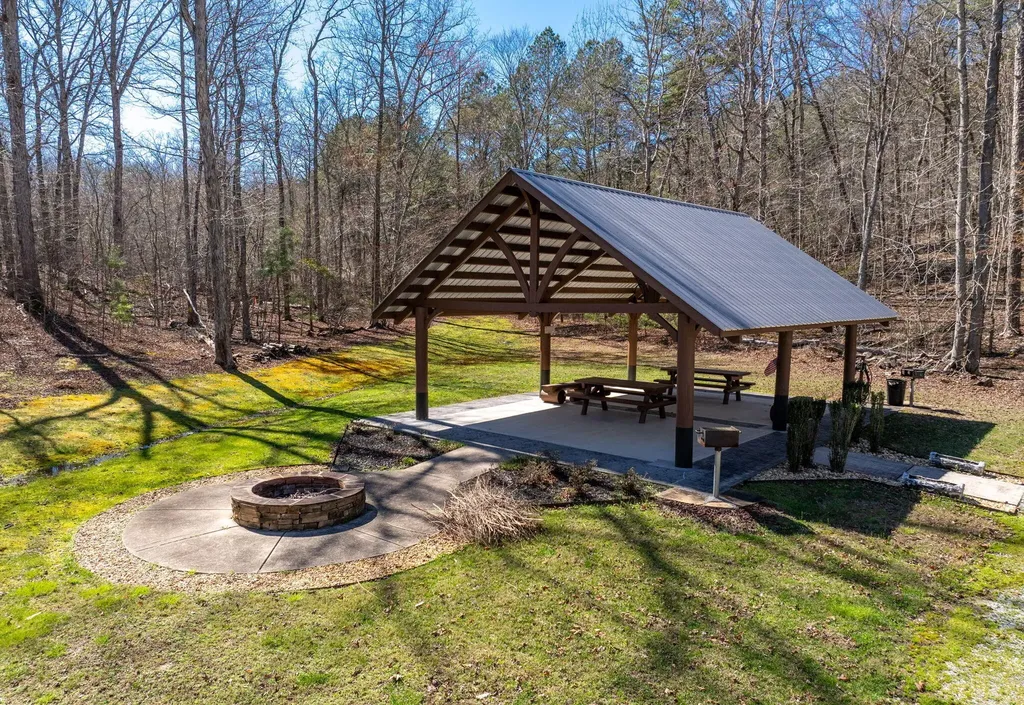 15732 Channel Point Drive Sale Creek TN 37373