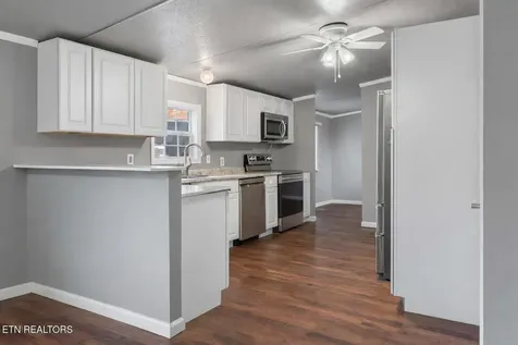 164 Green Lane Sharps Chapel TN 37866