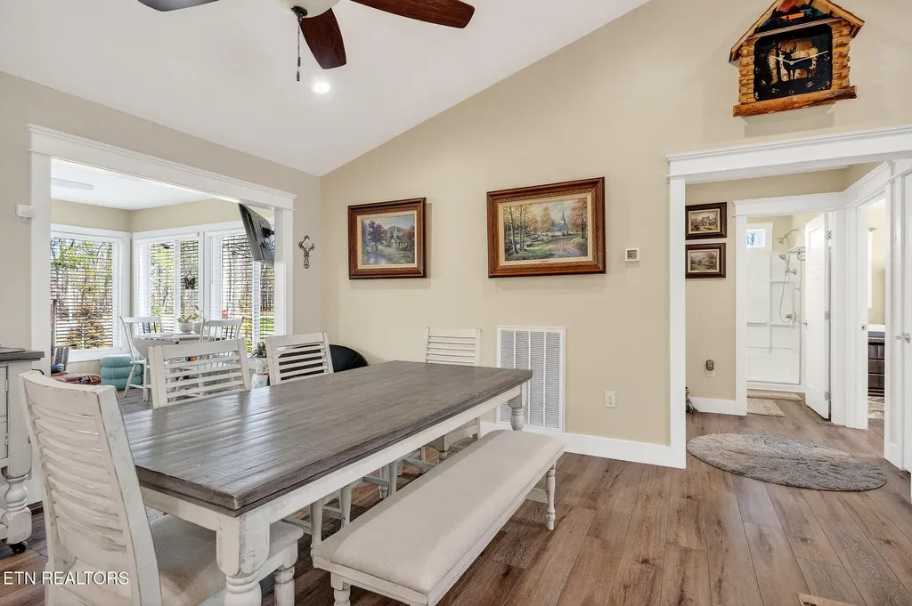22 Mountain View Court Crossville TN 38558