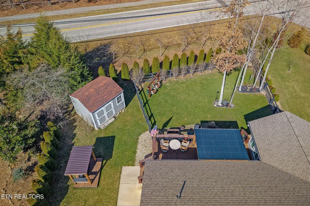 22 Mountain View Court Crossville TN 38558