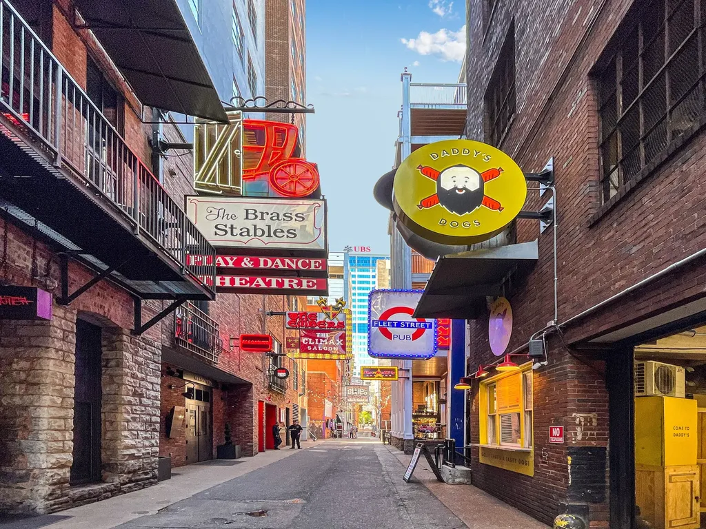 309 Church Street Nashville TN 37201
