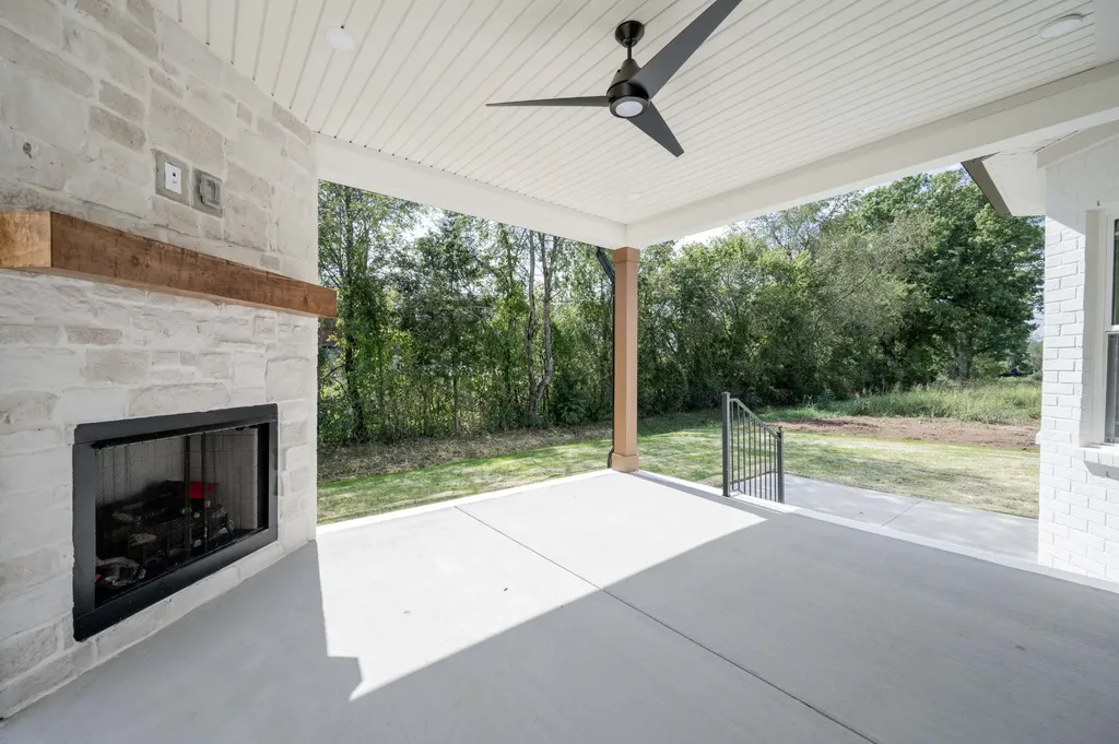 4 Holly Grove Road Murfreesboro TN 37128