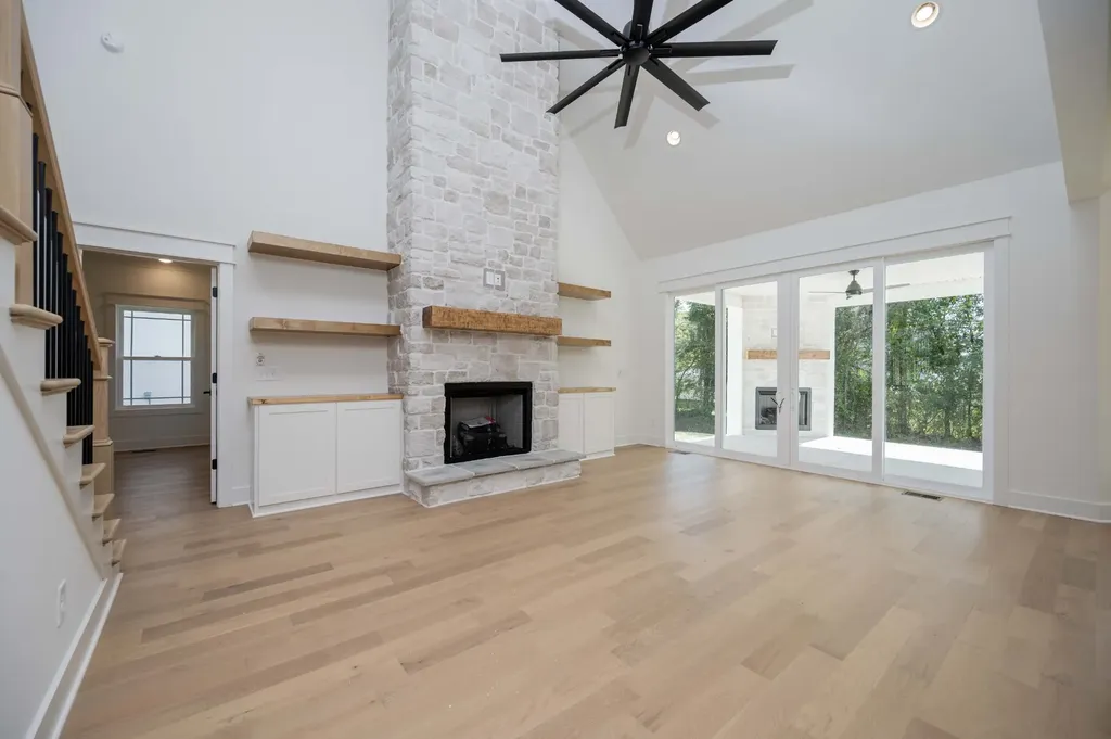 4 Holly Grove Road Murfreesboro TN 37128