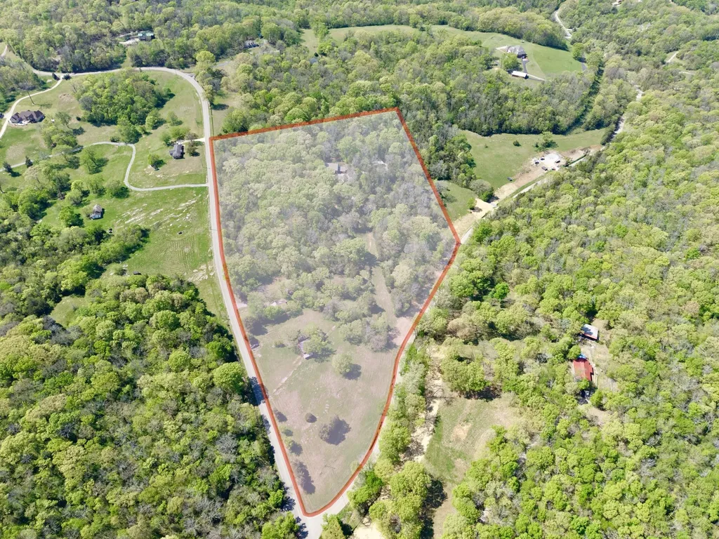 12112 Paw Paw Springs Road Arrington TN 37014
