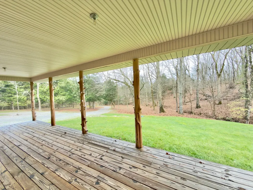 12112 Paw Paw Springs Road Arrington TN 37014