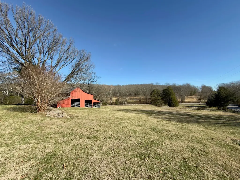 12112 Paw Paw Springs Road Arrington TN 37014