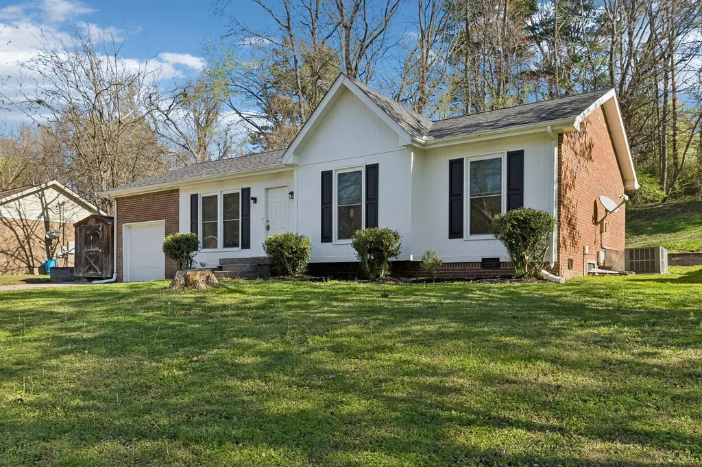 679 Frankfort Drive Hermitage TN 37076