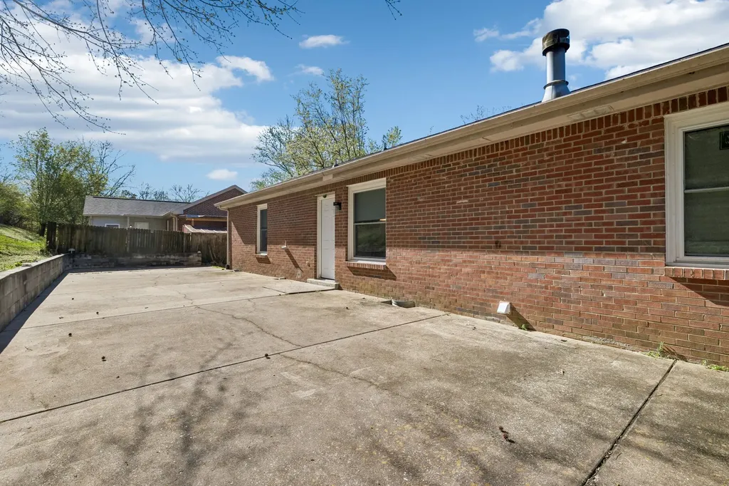 679 Frankfort Drive Hermitage TN 37076