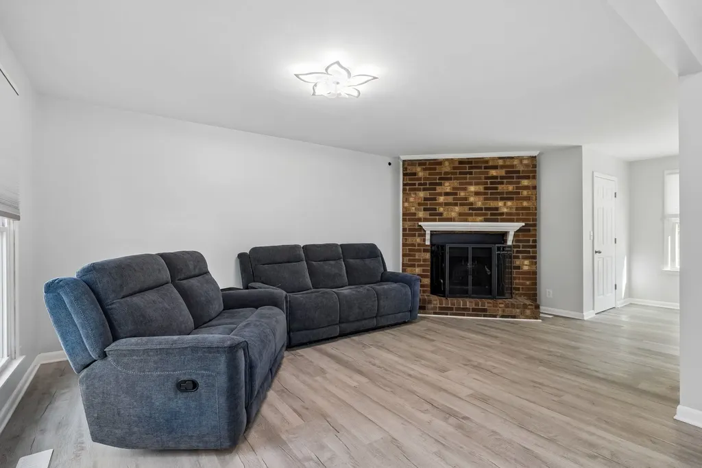 679 Frankfort Drive Hermitage TN 37076