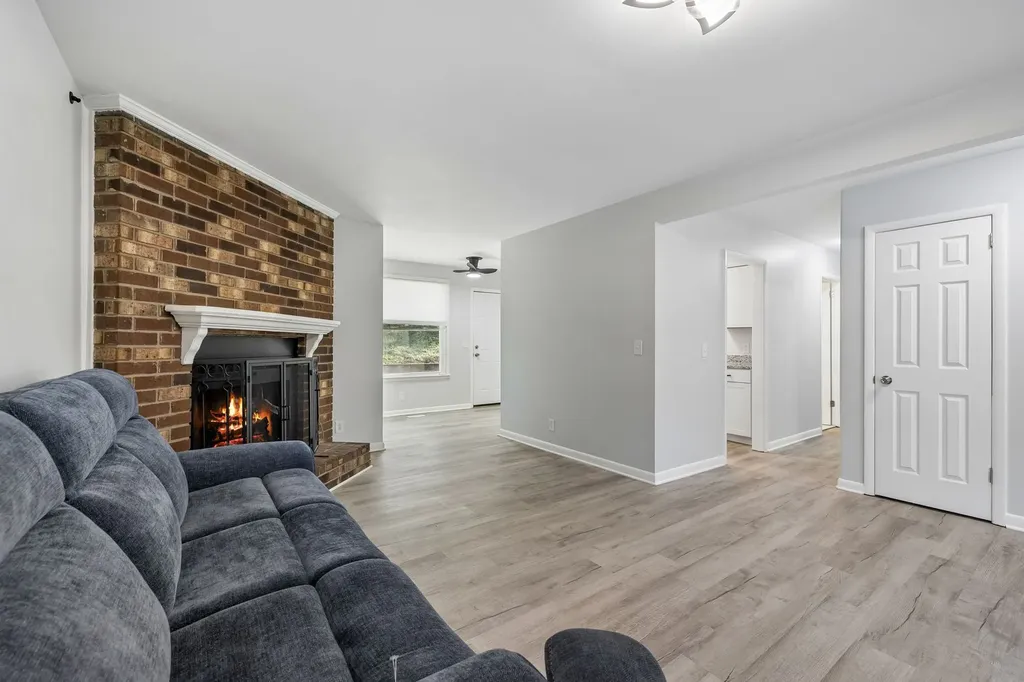 679 Frankfort Drive Hermitage TN 37076