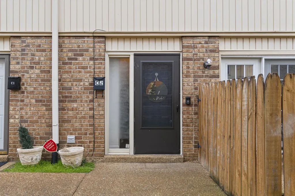 2116 Hobbs Road Nashville TN 37215